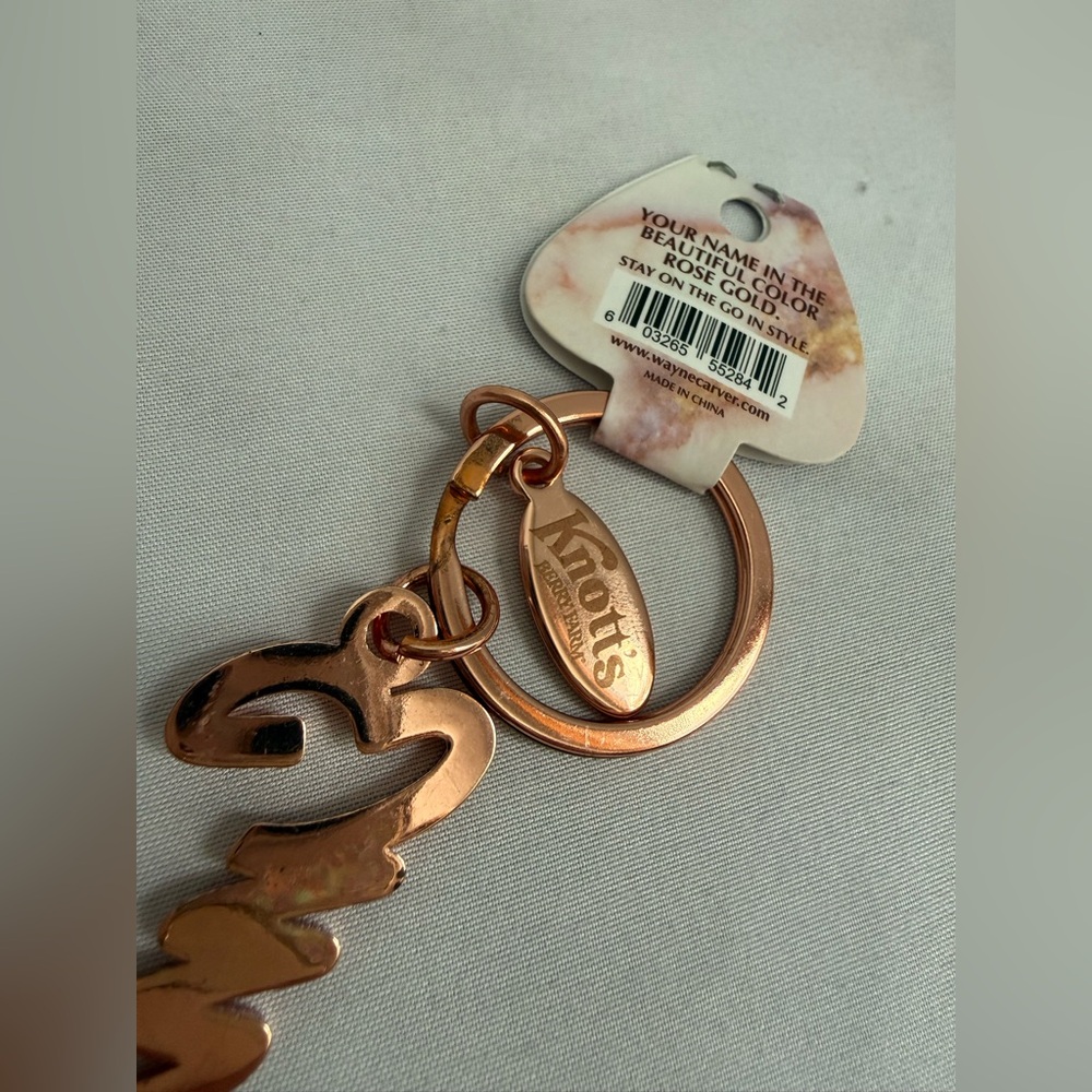 ‘Emma’ Keychain - Picture 5 of 6